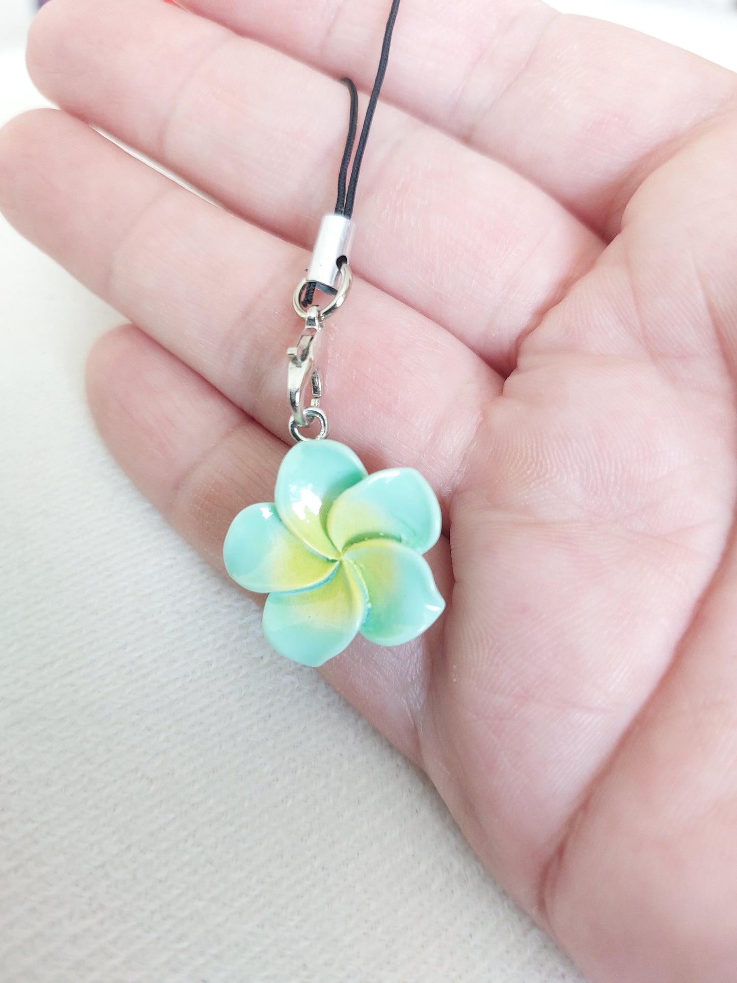 Bijoux de sac et téléphone Fleurs