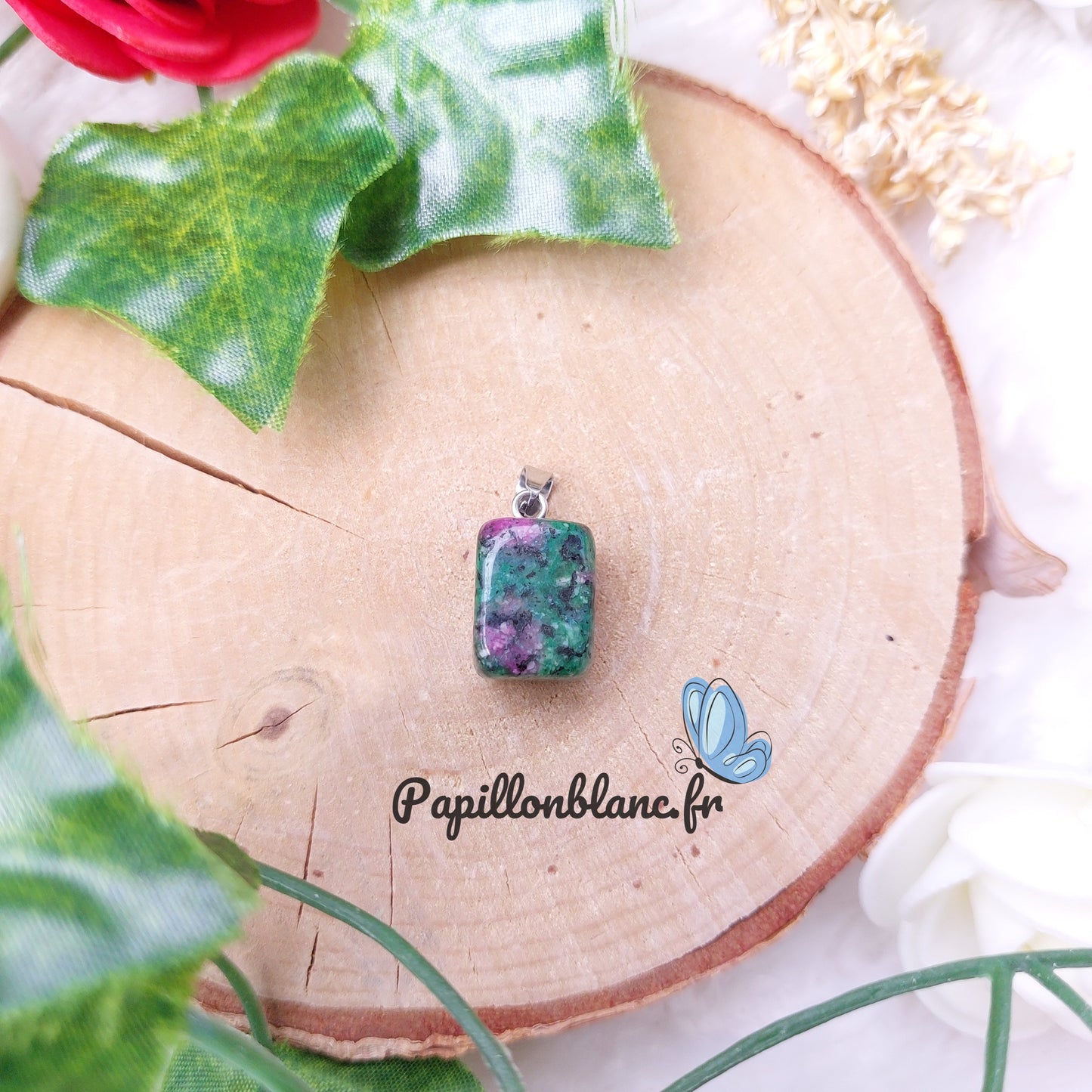 Pendentif Cube Rubis sur Fuschite