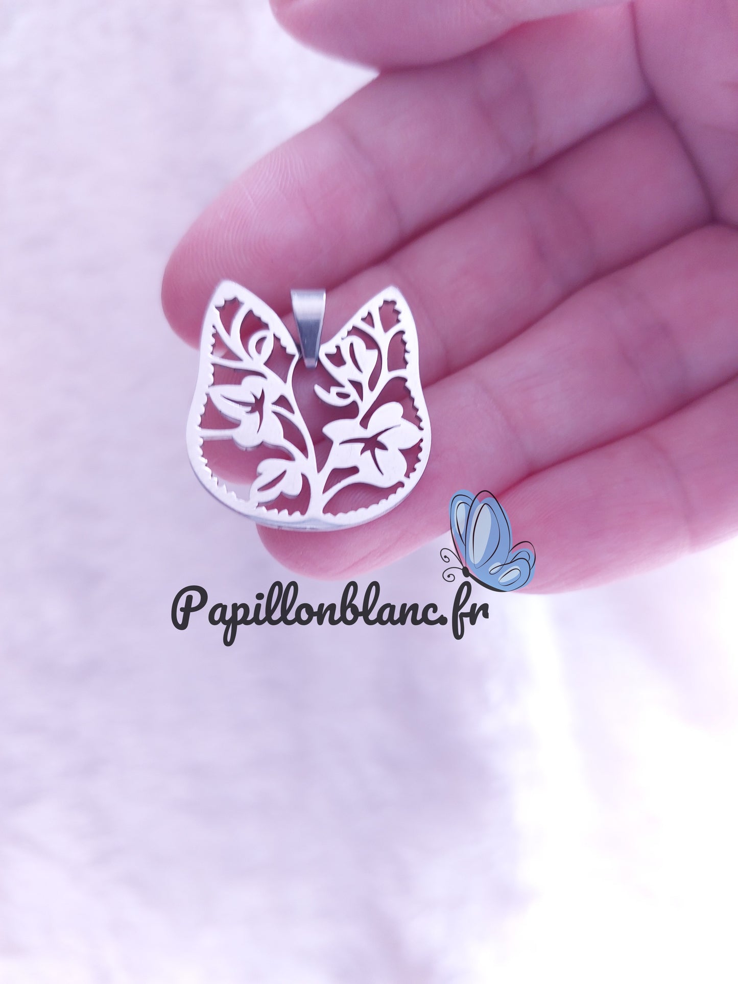 Pendentif Chat en Fleurs