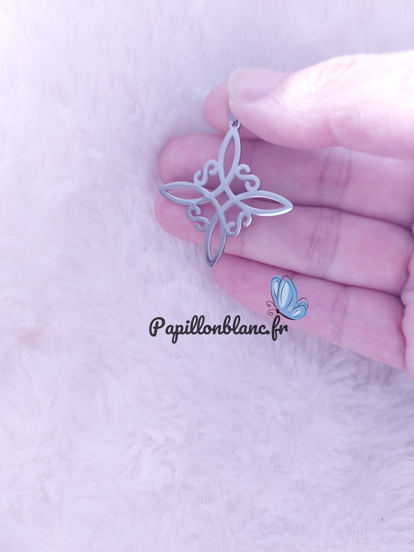 Pendentif Noeud de Sorcière