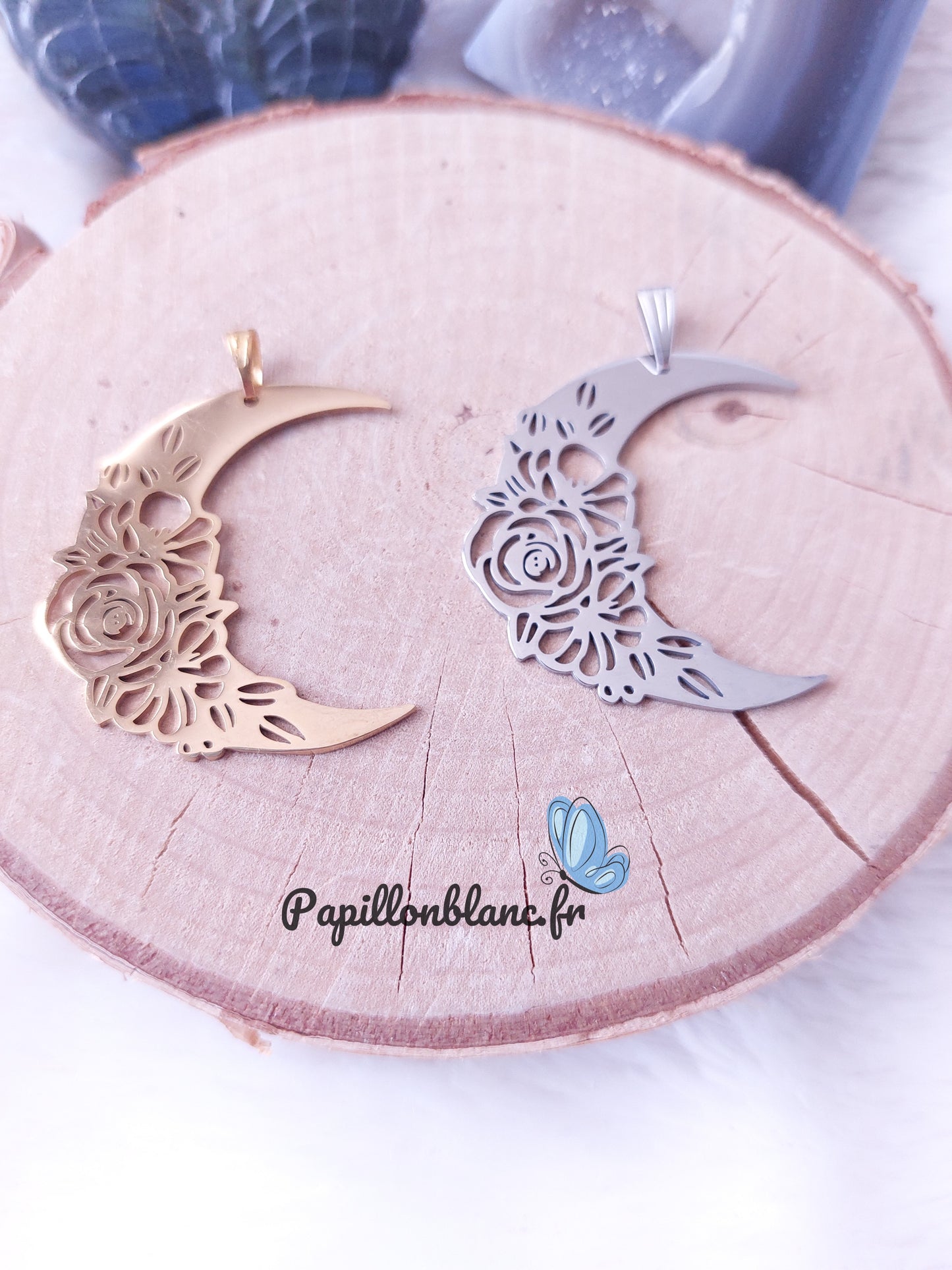 Pendentif Lune en fleurs