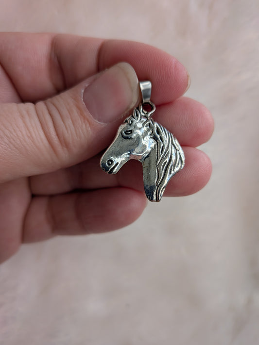 Pendentif Cheval et Chance